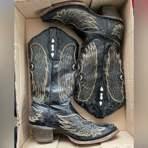 Women’s Corral Black Wing & Cross Boots